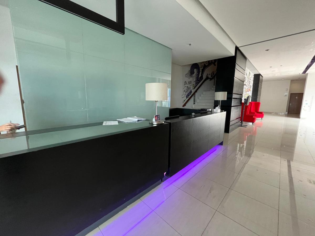 Luminor Hotel Metro Indah - Bandung By Wh Cicadas Экстерьер фото