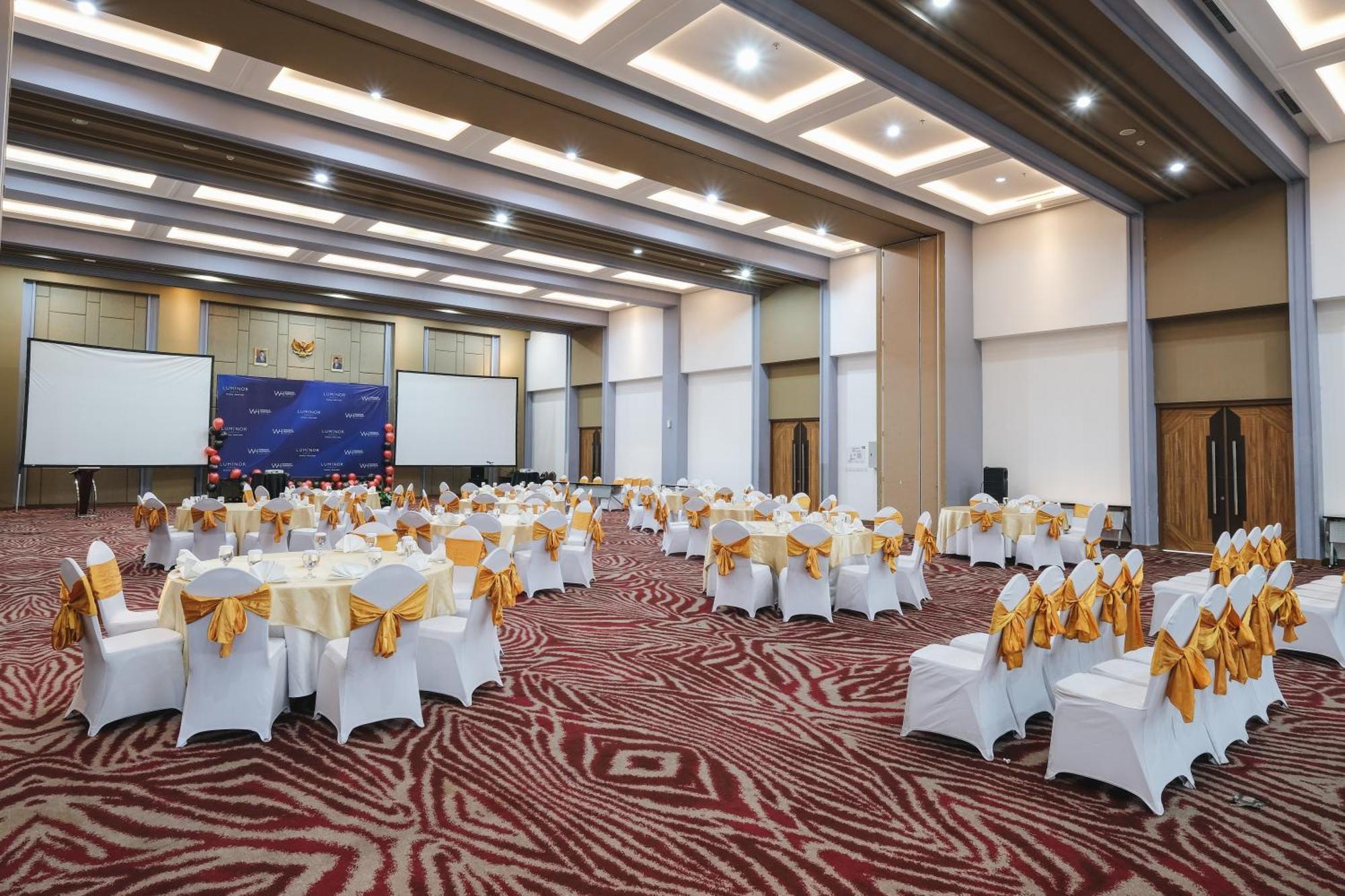 Luminor Hotel Metro Indah - Bandung By Wh Cicadas Экстерьер фото